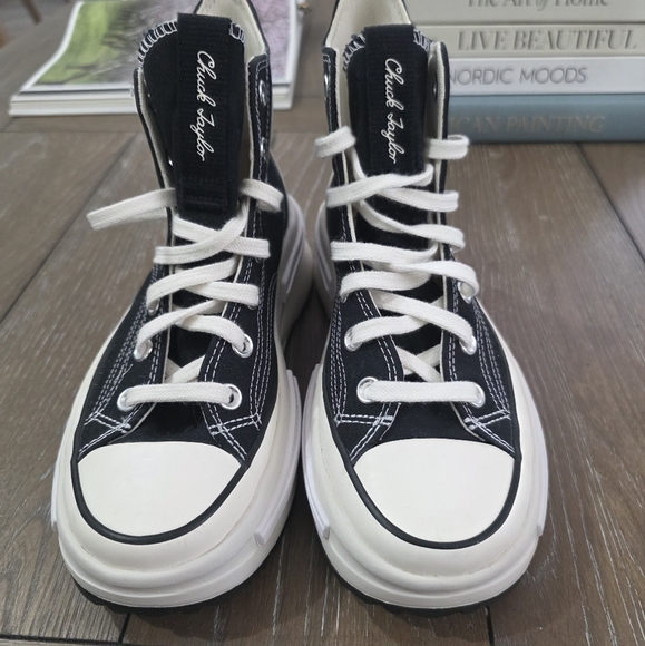 Converse Run Star Legacy CX, Women's Size 7.5, NWT - Picture 3 of 9
